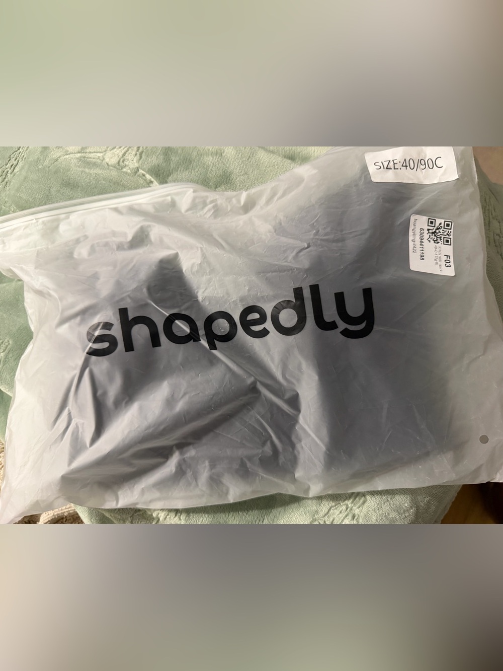 NEW Shapedly Push-Up Shaping Bras - 3 Piece Bundle - Size 40/90C